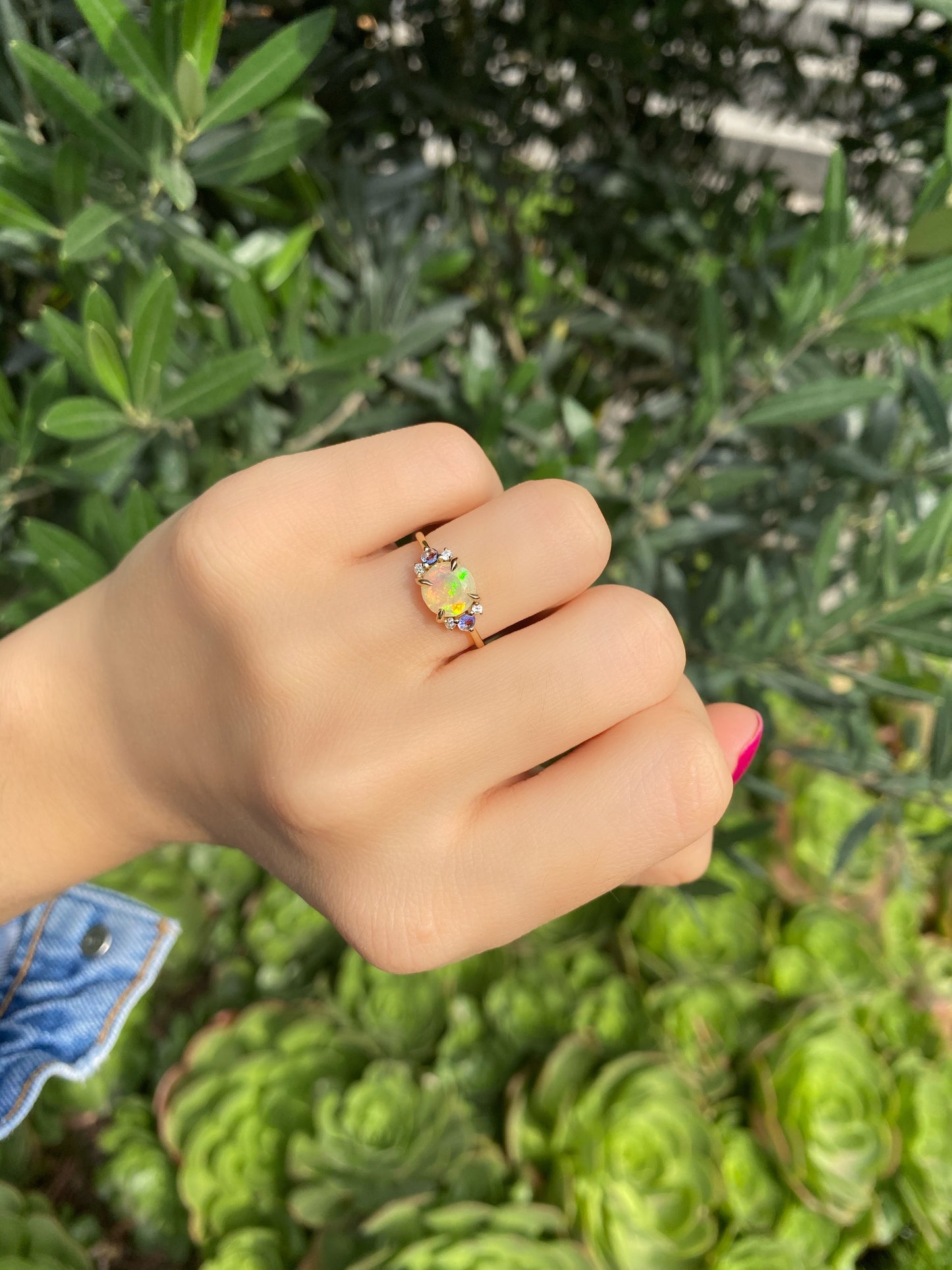 Load image into Gallery viewer, Opal Ring with Tanzanites and Diamonds
