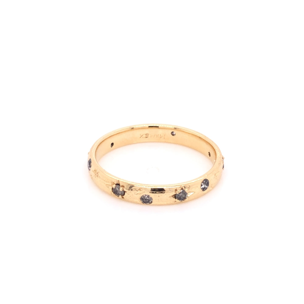 
                      
                        Argolla de Estrellas con Diamantes
                      
                    