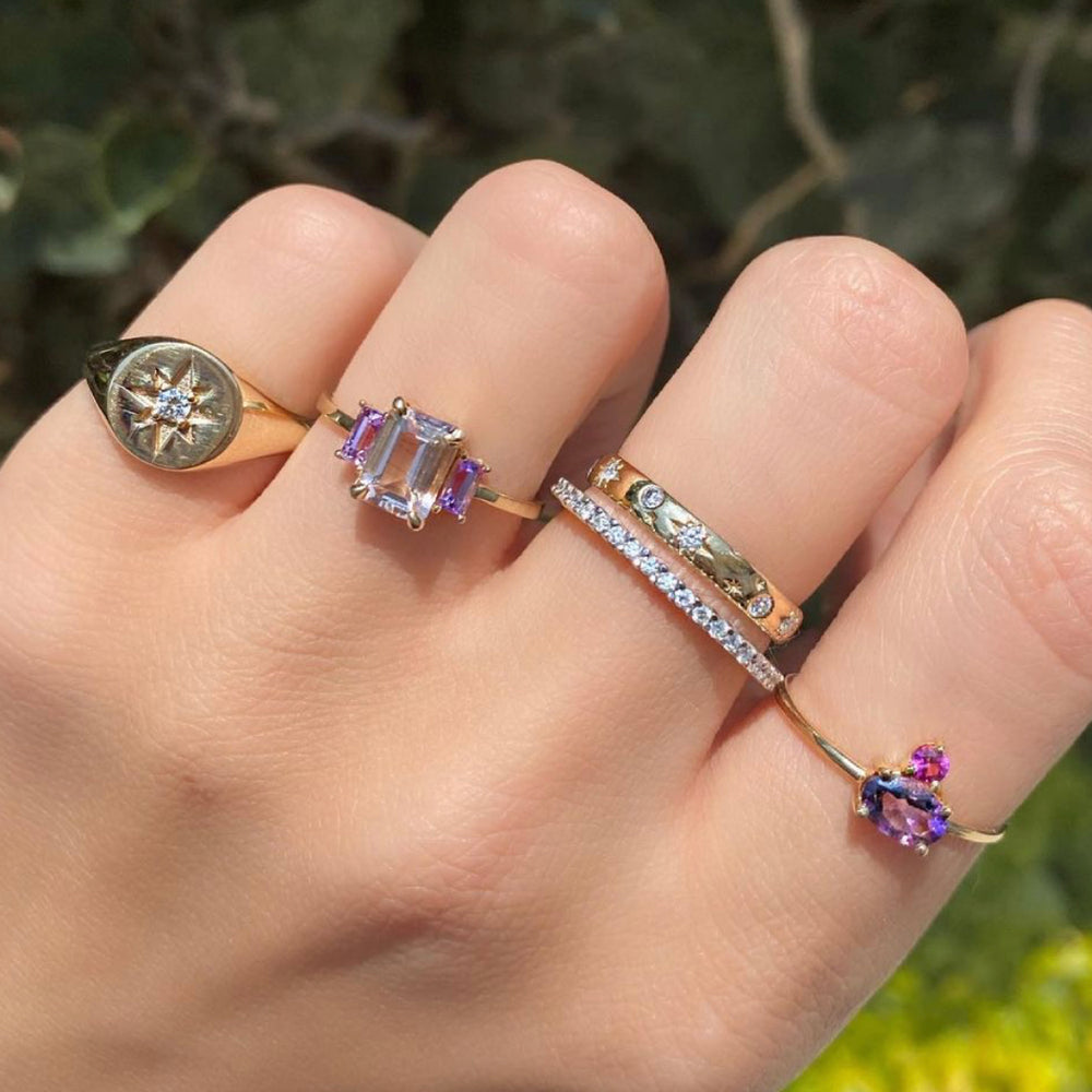 
                      
                        Anillo de Sello de Estrella
                      
                    
