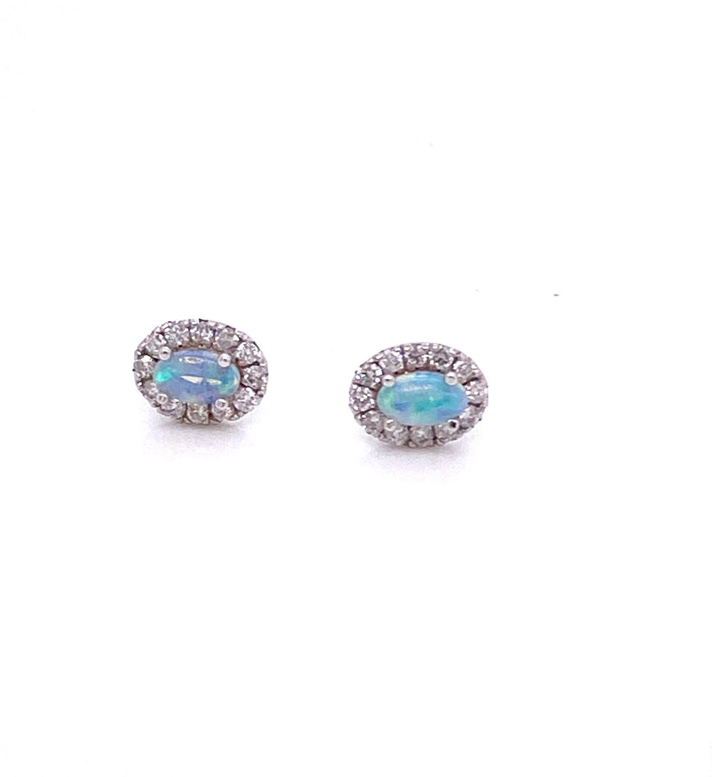 Aretes de Ópalo Oval con Halo de Diamantes