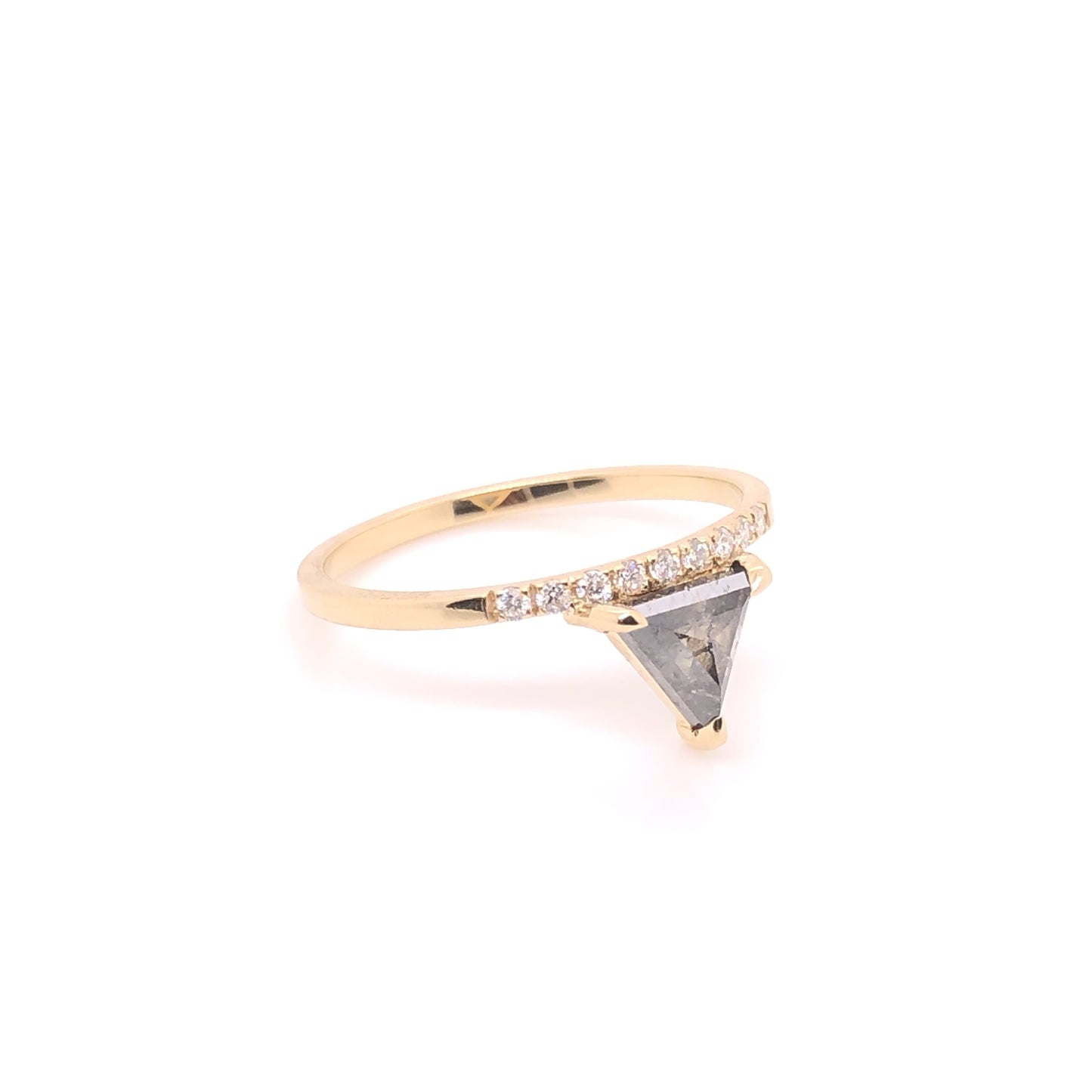 IMMEDIATE DELIVERY / Salt &amp; Pepper Diamond Ring Triangular cut with diamonds / 14k yellow gold / Size 7.25