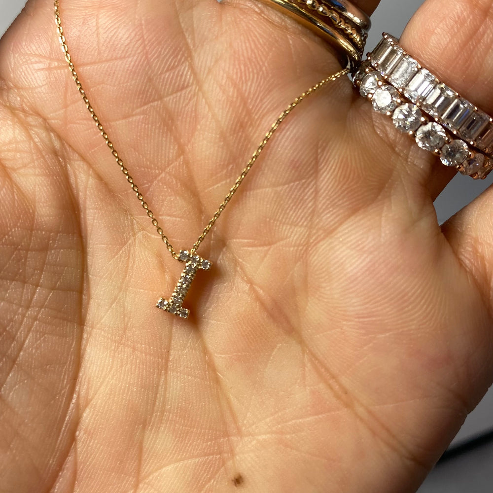 
                      
                        Inicial de Diamantes con Cadena
                      
                    