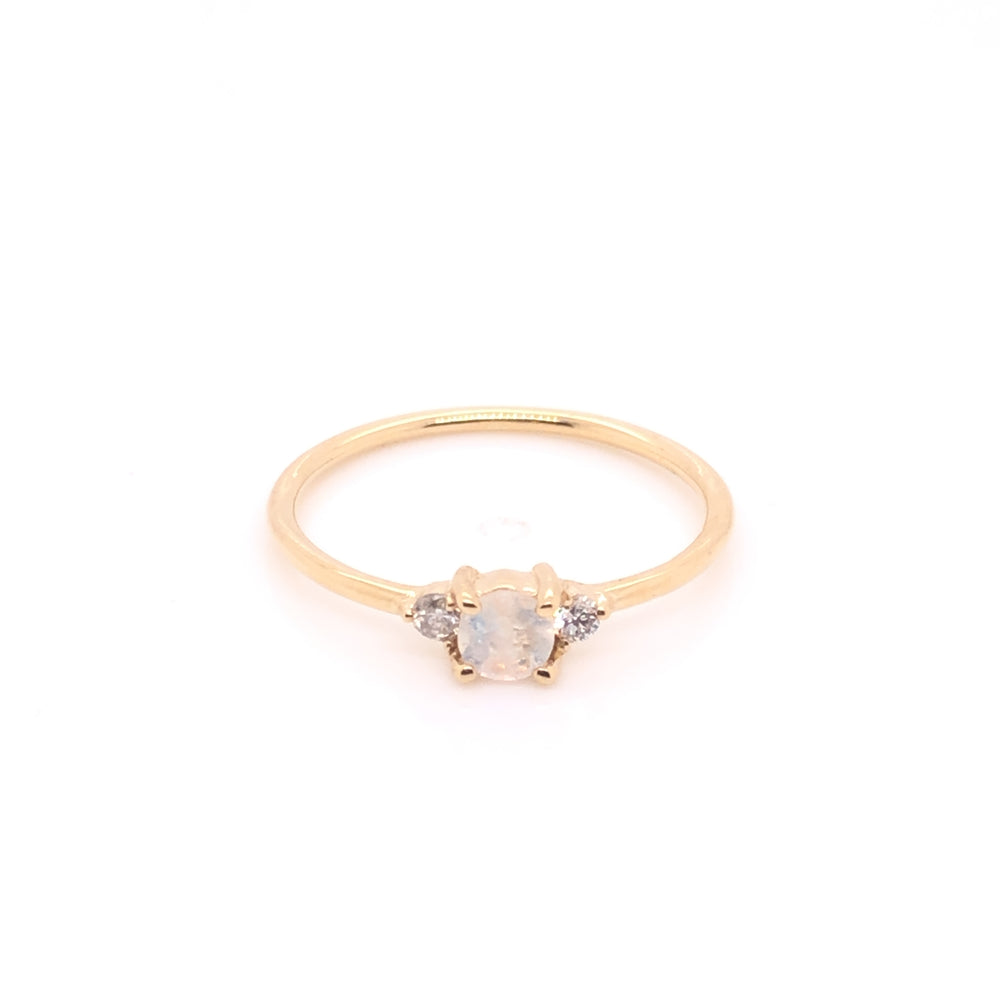 
                      
                        Anillo con piedra de mes
                      
                    