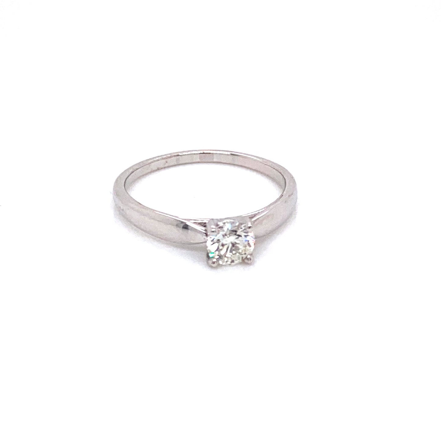 SINGLE PIECE / Engagement ring with 0.40ct diamond with GIA certificate