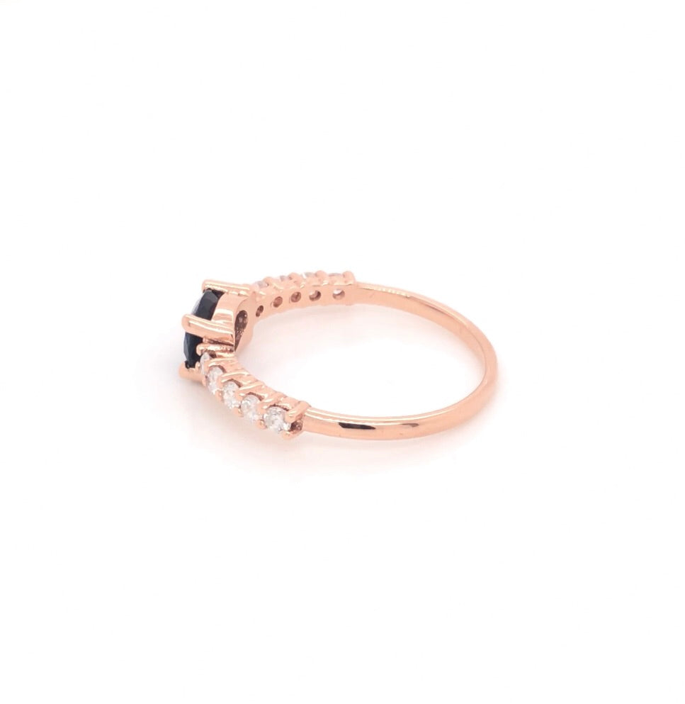 
                      
                        Anillo Arya
                      
                    