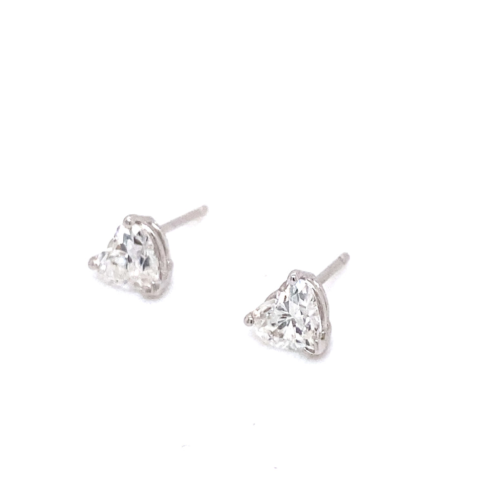 
                      
                        ENTREGA INMEDIATA / Aretes de diamantes en forma de corazón (pieza única)
                      
                    
