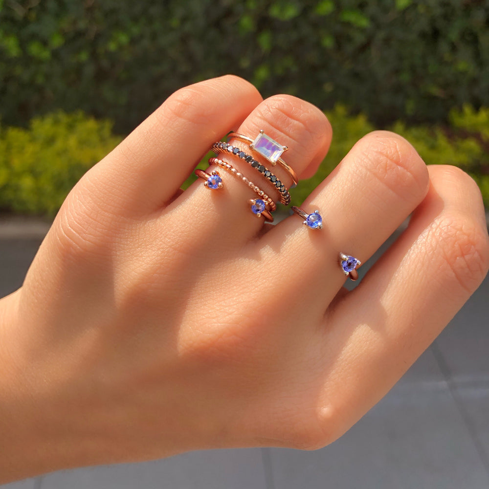 
                      
                        Anillo Eva con Tanzanitas
                      
                    