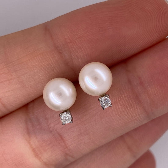 Load image into Gallery viewer, Regina Pearl and Diamond Earrings
