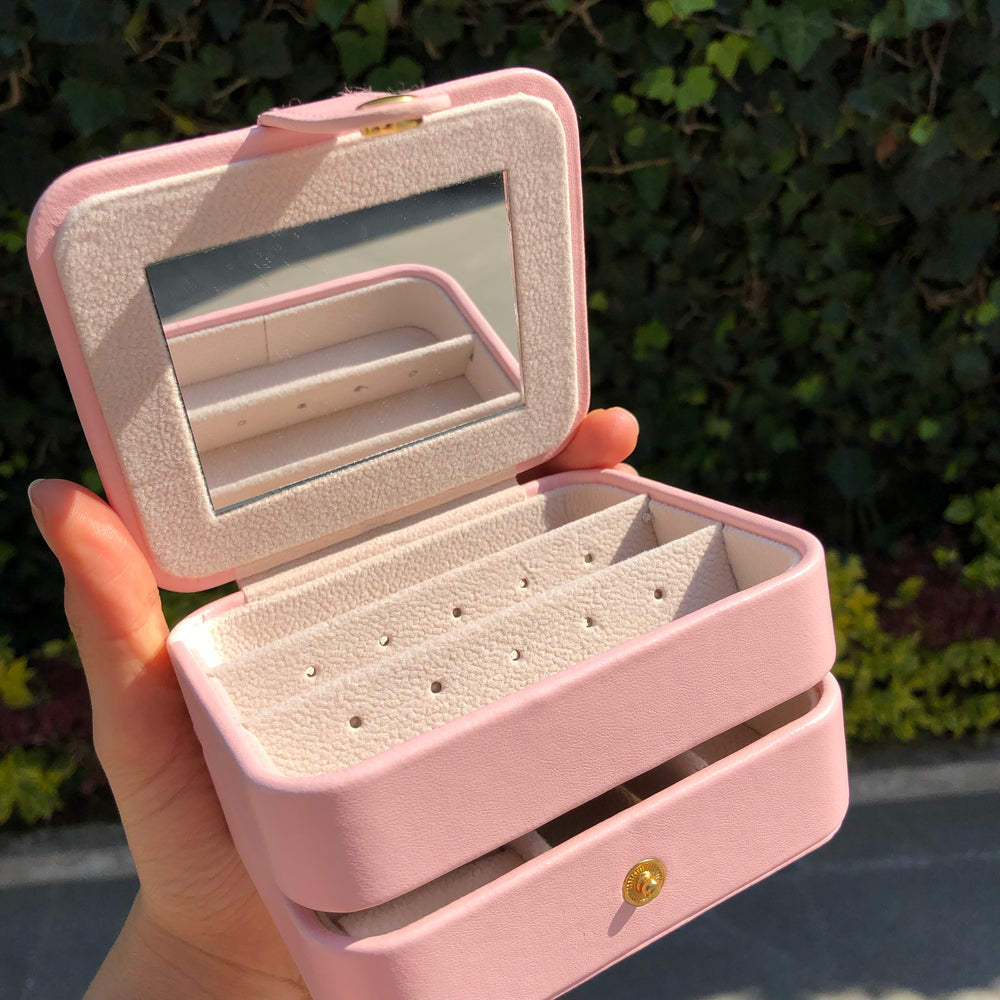 
                      
                        Joyero Mini
                      
                    