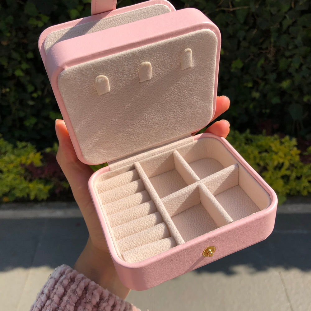 
                      
                        Joyero Mini
                      
                    
