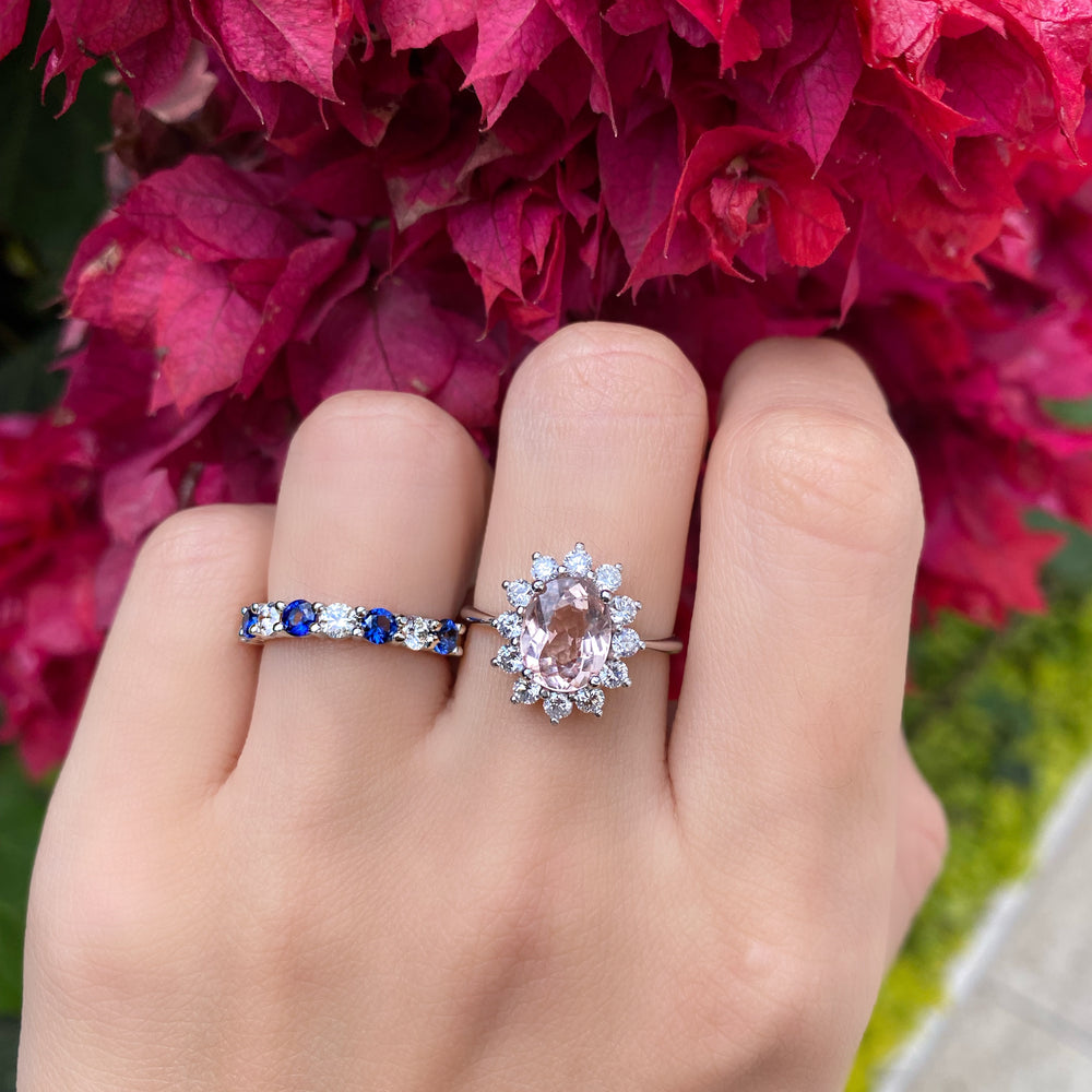 
                      
                        Anillo “Kate” de Morganita con Diamantes
                      
                    